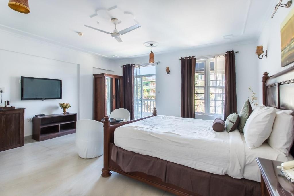 Safira River Front Resort  Rooms  Deluxe Room Room Plan 8