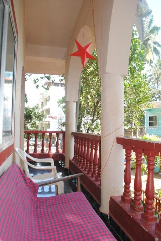 Joe And Mariettas Guesthouse  Facilities  Balconyterrace 3