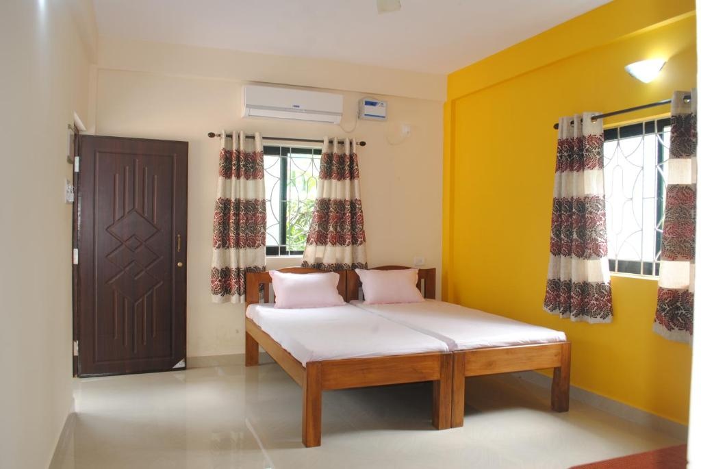 Joe And Mariettas Guesthouse  Rooms  Rooms Image 2 2