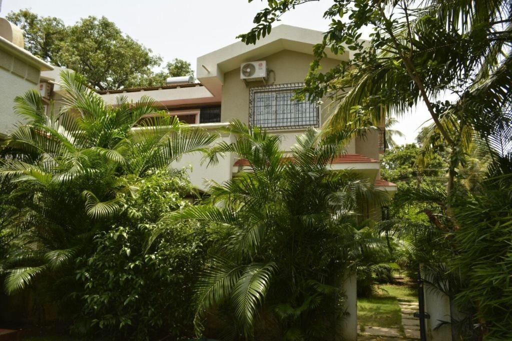 Leelainn Palace Privat Pool 6 Bhk Villa  Property Views  Property Views Image 3 3