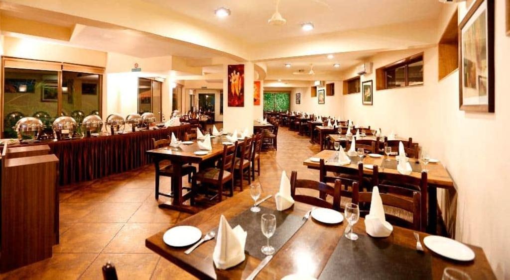 The Sea Horse Resort  Dining  Dining Image 1 1