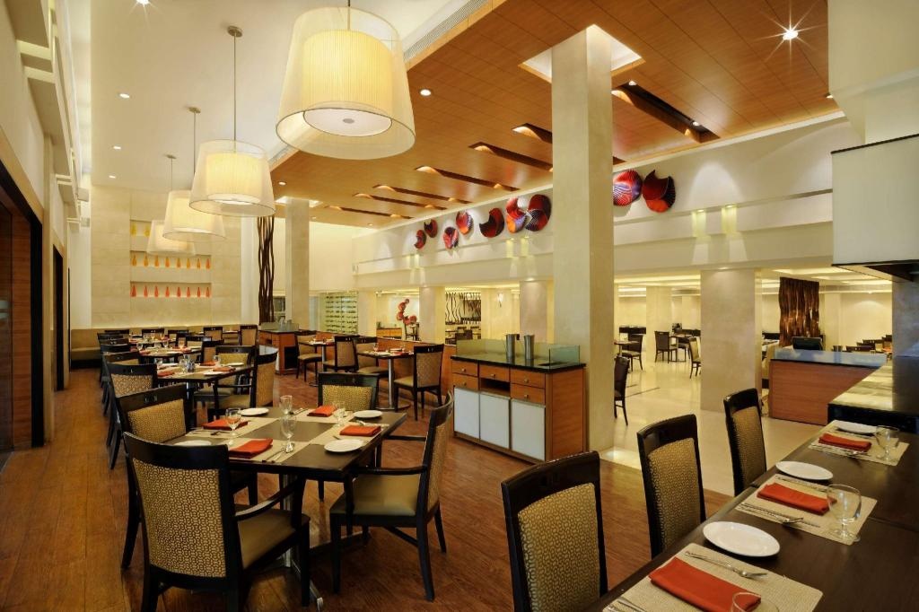 DoubleTree By Hilton Hotel Goa Arpora Baga  Dining  Restaurant 4
