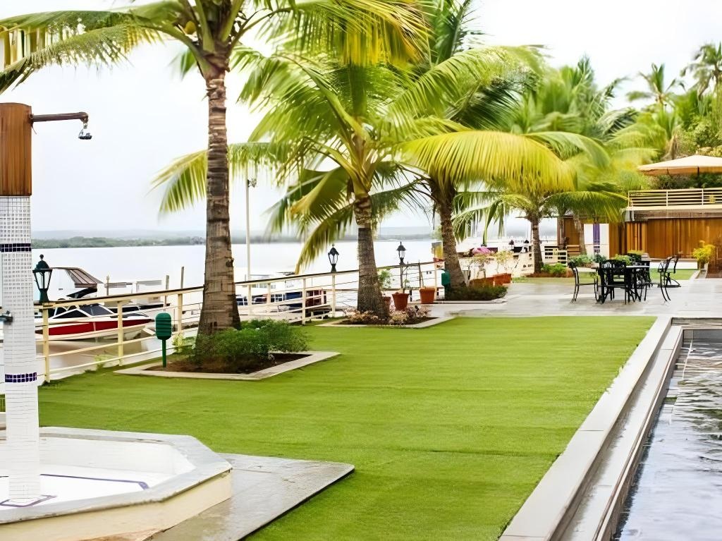 Deltin Palms Riverfront Resort  Property Views  Exterior View 14