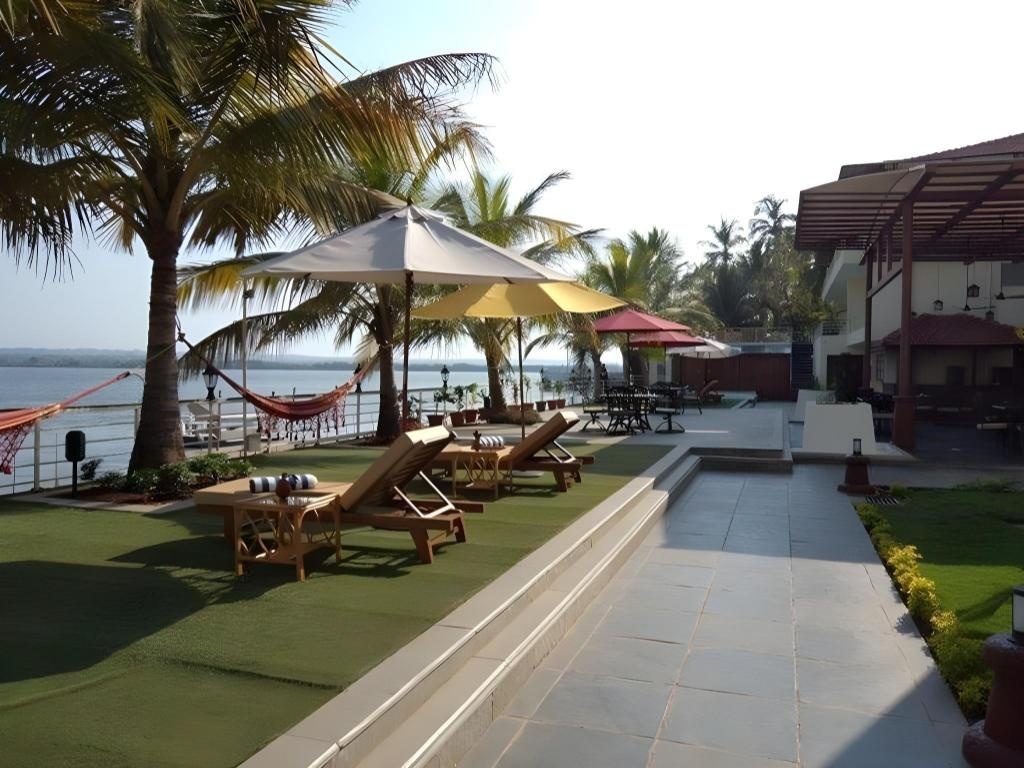 Deltin Palms Riverfront Resort  Property Views  Exterior View 18