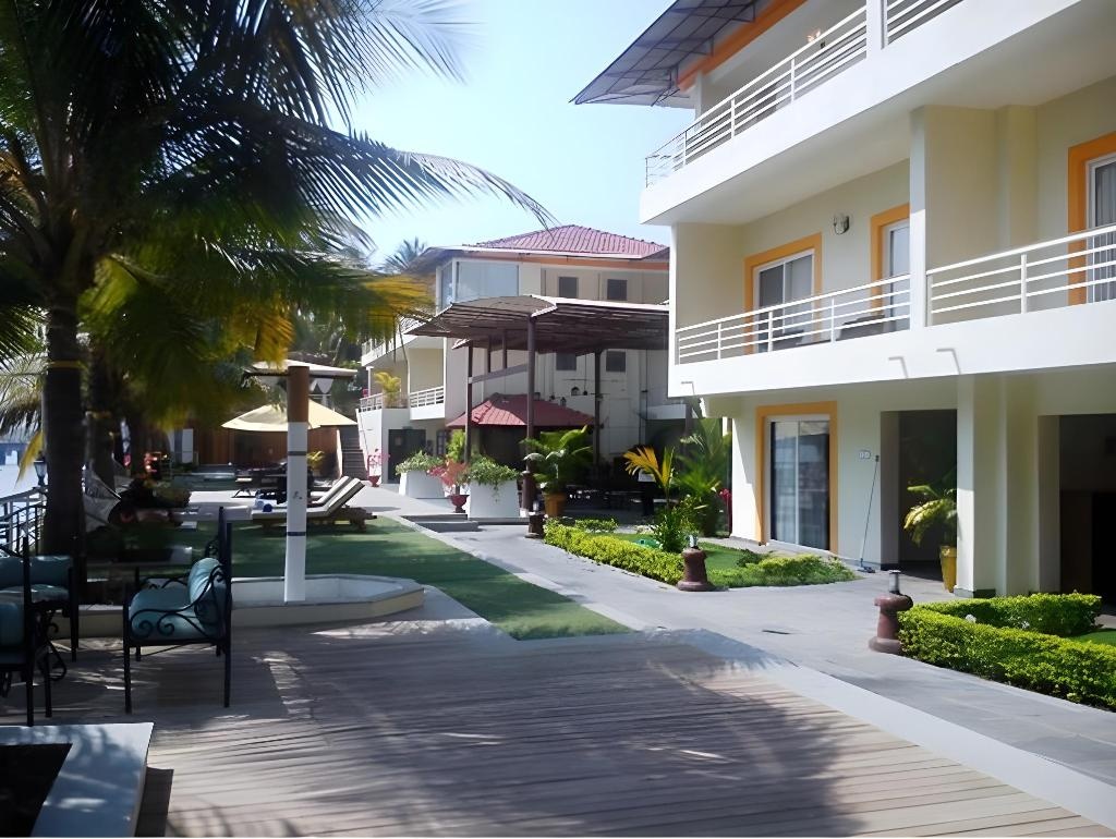 Deltin Palms Riverfront Resort  Property Views  Property Views Image 1 1