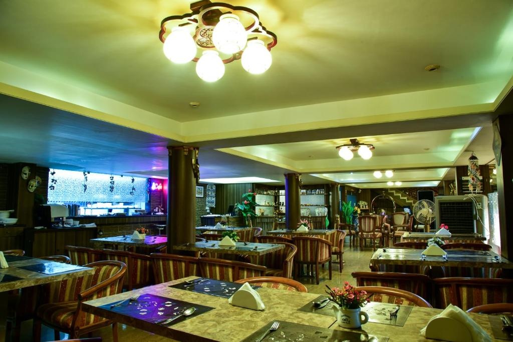 La Grace Resort  Dining  Dining Image 3 3
