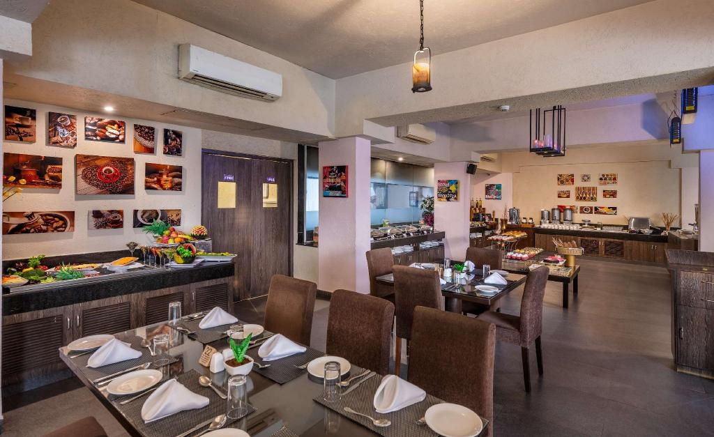 Golden Tulip Goa Candolim  Dining  Restaurant 9
