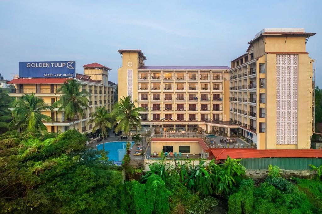 Golden Tulip Goa Candolim  Property Views  Exterior View 14