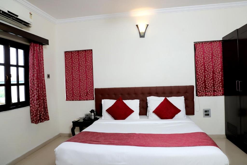 Golden Tulip Goa Candolim  Rooms  Rooms Image 26 26