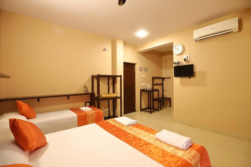 Dimar Beach Hotel  Rooms  Triple Room Interior View 5