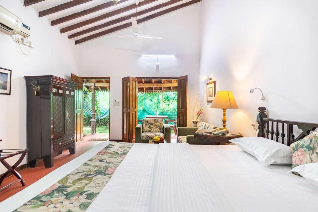 Presa Di Goa Managed By Smith Appy  Rooms  Executive Double Bedroom 1
