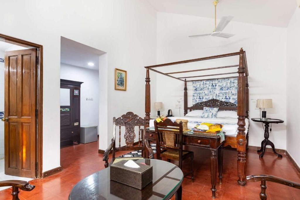 Presa Di Goa Managed By Smith Appy  Rooms  Junior Suite Bedroom 4