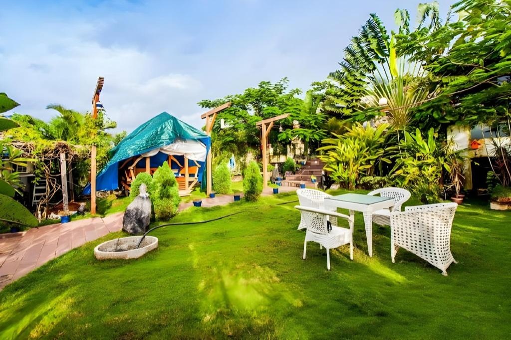 The Rock Forest 5 BR Cottage Villa With Jacuzzi  Property Views  Exterior View 3