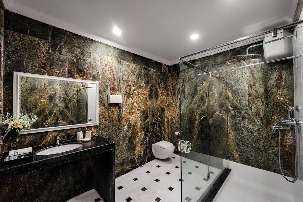 Ocean Suite  Facilities  Bathroom 20