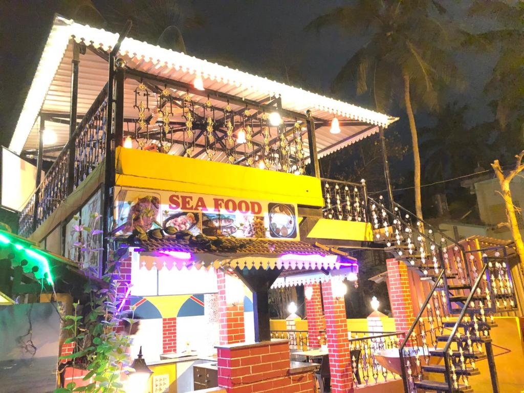 Veronica Guest House  Dining  Restaurant 6