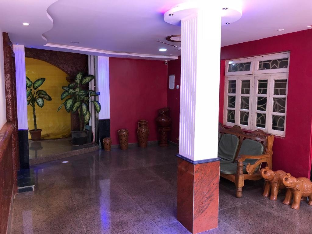 Veronica Guest House  Property Views  Lobby 18