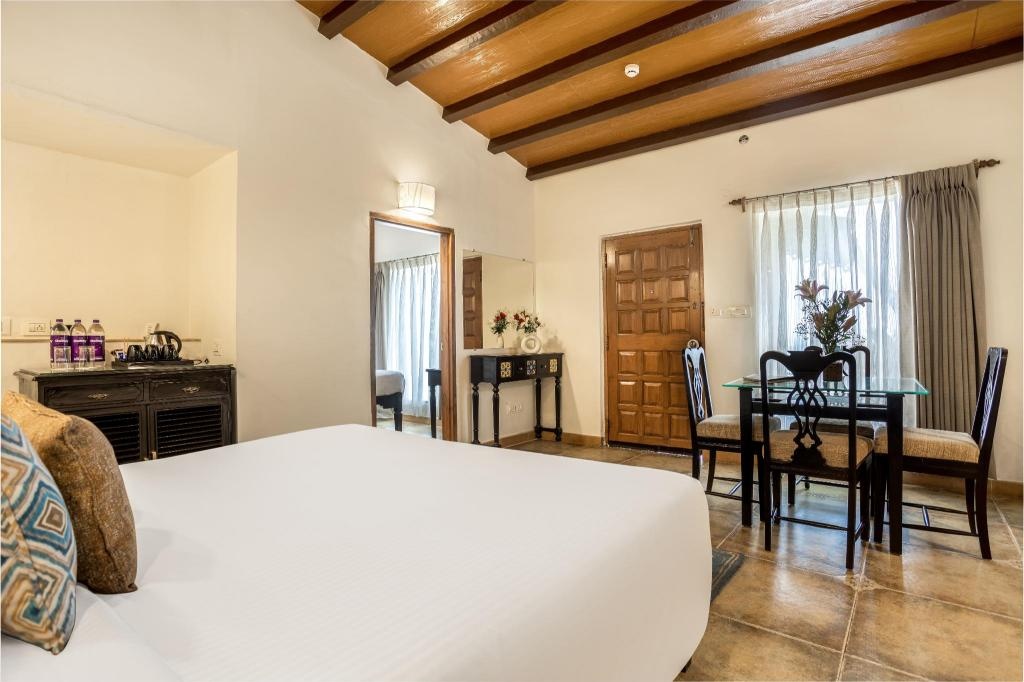 Bogmallo Beach Resort  Rooms  Family Room Guestroom 4
