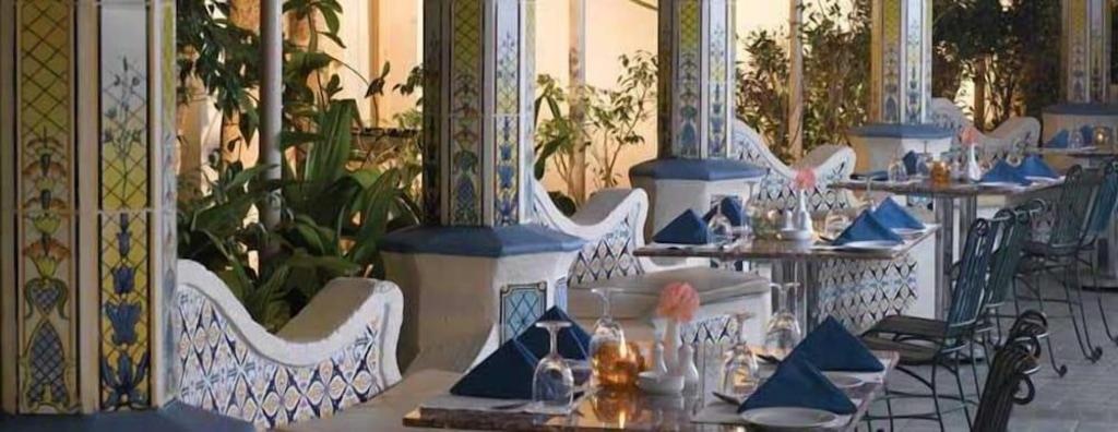 Club Mahindra Varca Beach Resort  Dining  Dining Image 12 12