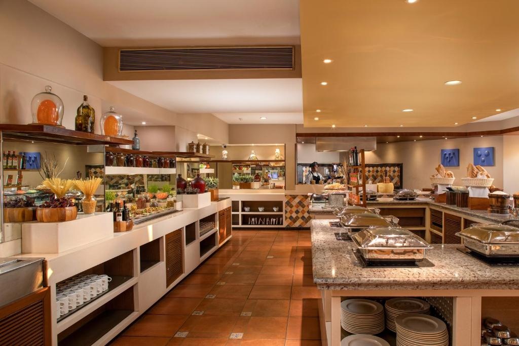 The Kenilworth Resort Spa Goa  Dining  Restaurant 1