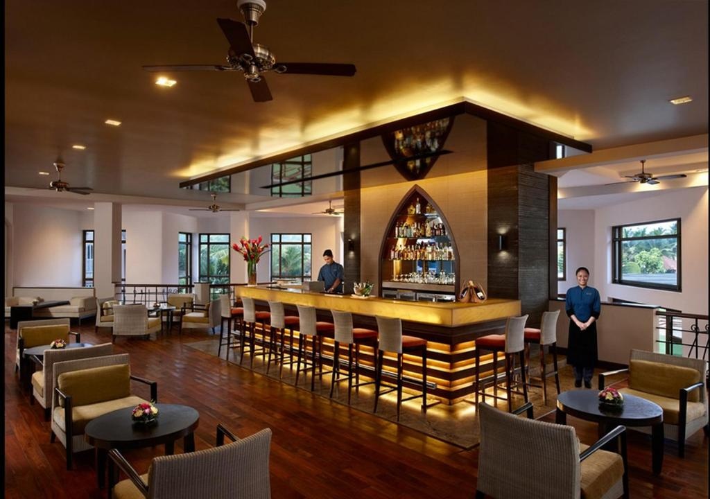 The Kenilworth Resort Spa Goa  Facilities  Barlounge 22