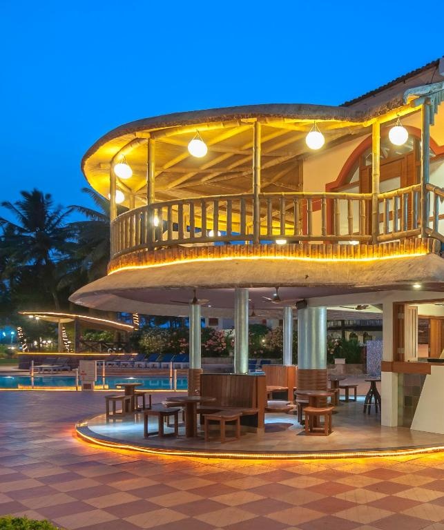 Nanu Beach Resort Spa Betalbatim  Facilities  Barlounge 10
