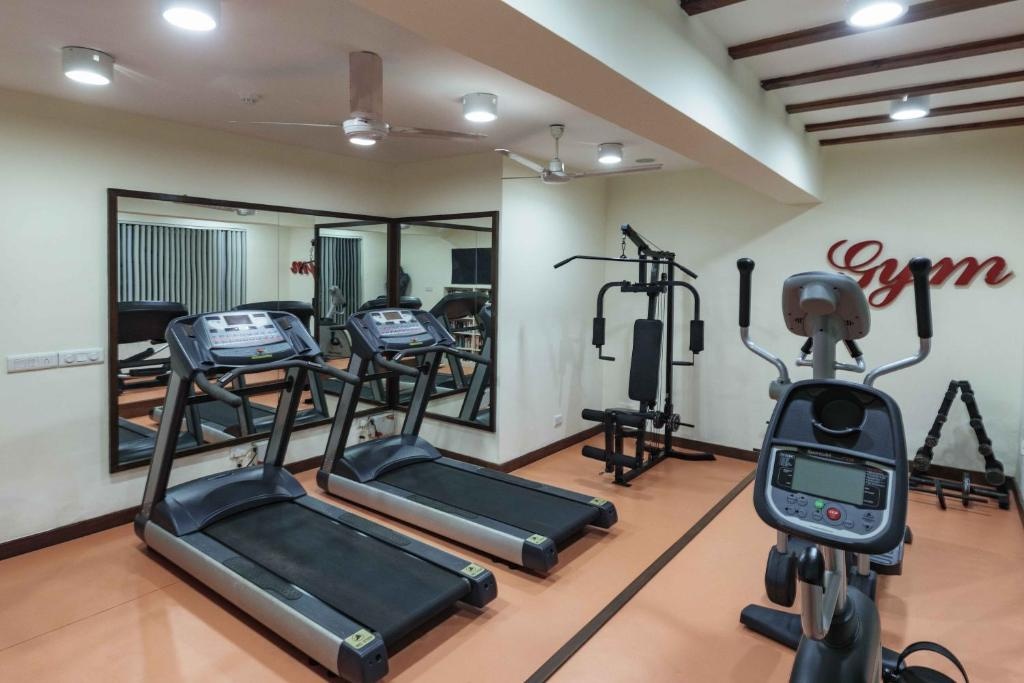 Sonesta Inns Beach Resort  Facilities  Fitness Center 9
