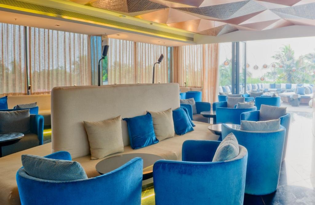 Azaya Beach Resort  Facilities  Barlounge 35