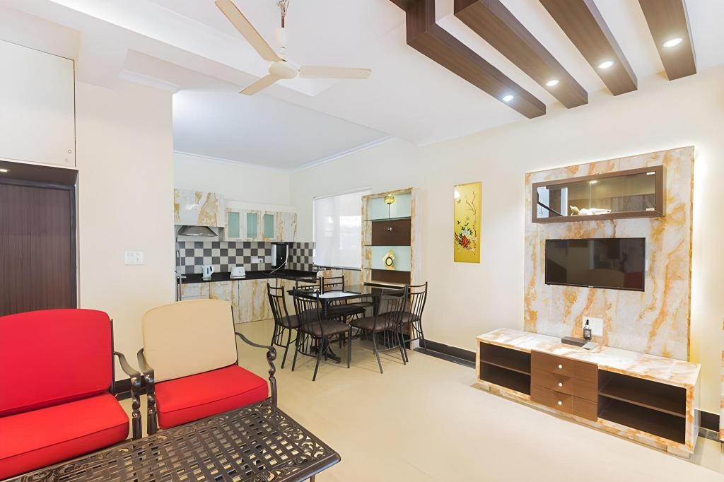 CanopusPool Villa5 Mins From Calangute Beach  Facilities  Separate Living Room 1