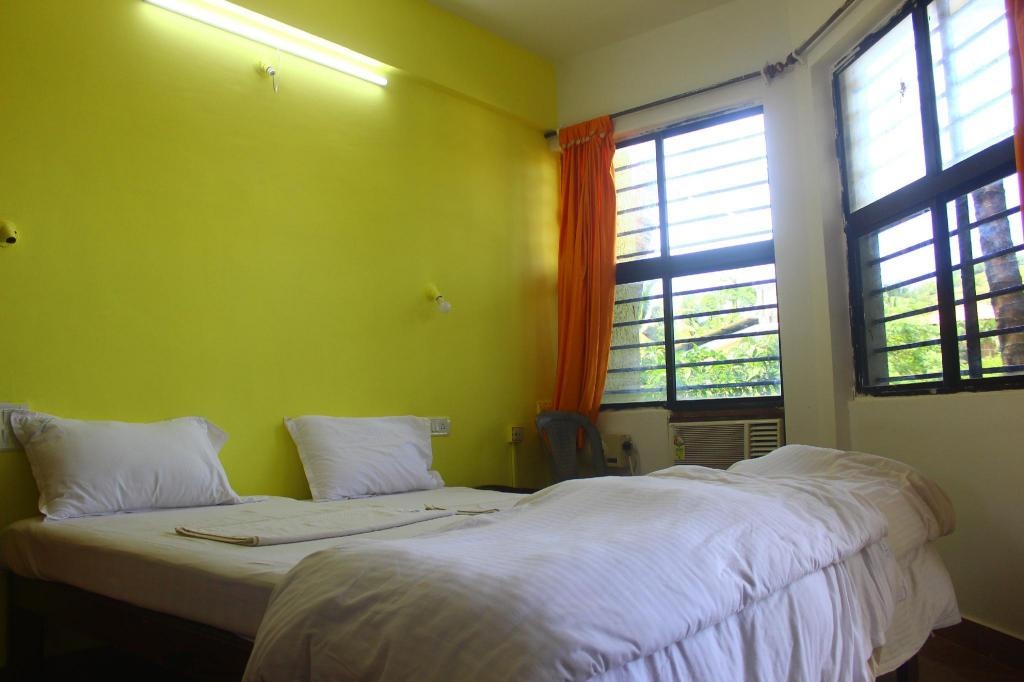 Poonam Village Resort  Rooms  AC Deluxe Room 3