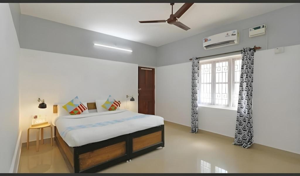 Lobos Inn 1BHK  Facilities  Bedroom 1