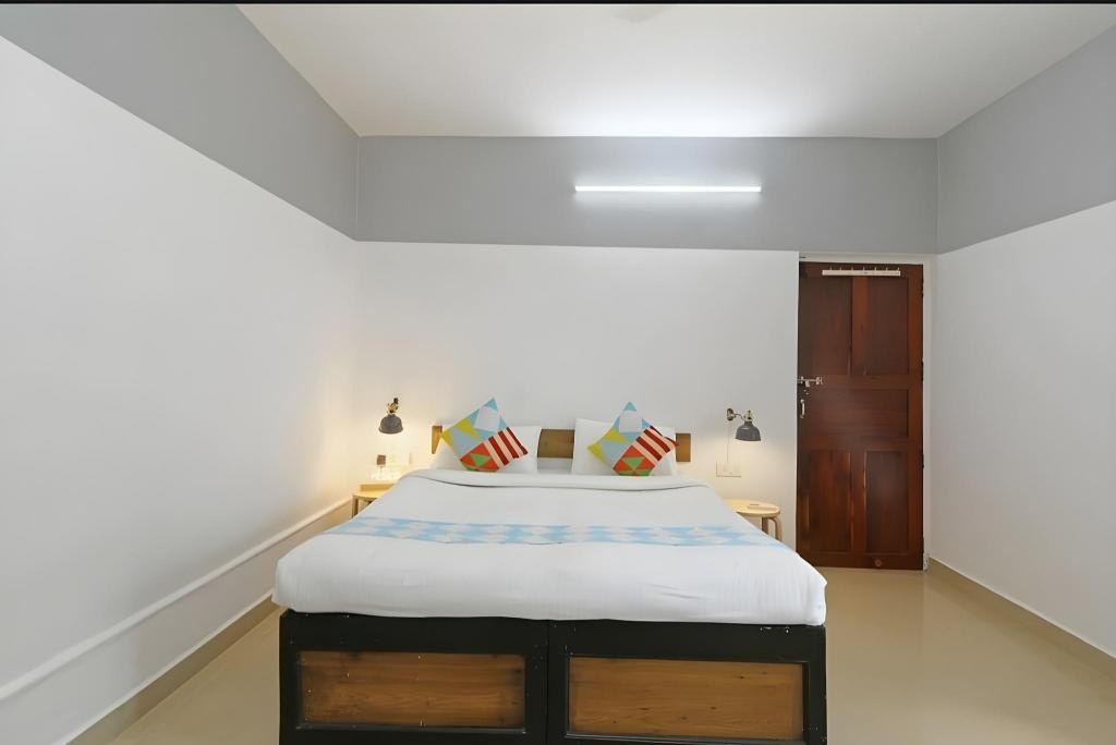 Lobos Inn 1BHK  Facilities  Bedroom 6