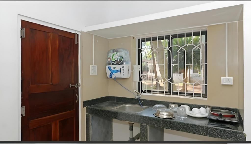 Lobos Inn 1BHK  Facilities  Kitchen 2