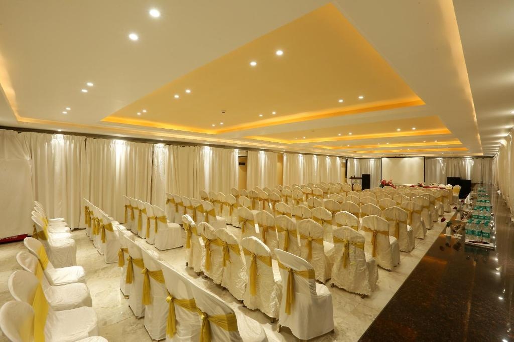 Resort De Alturas  Facilities  Meeting Room Ballrooms 14