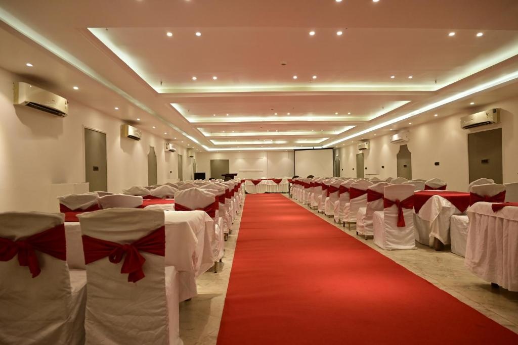 Resort De Alturas  Facilities  Meeting Room Ballrooms 22