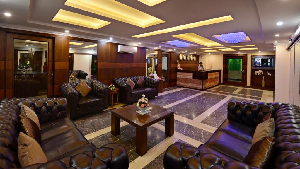 Resort De Alturas  Property Views  Lobby 3