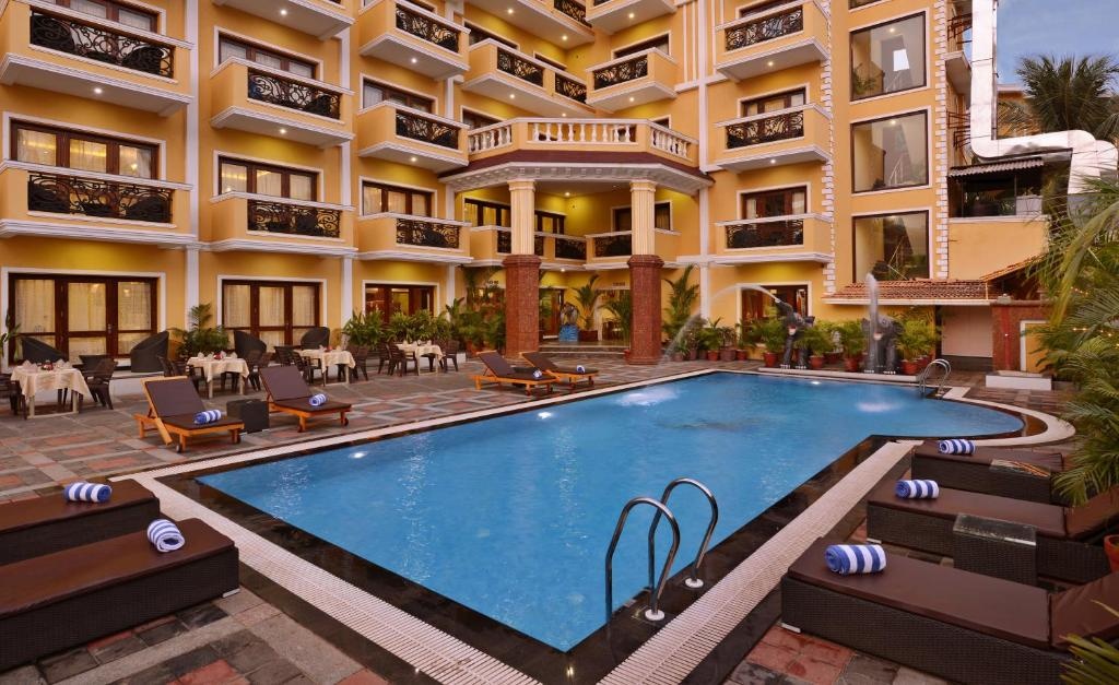 Resort De Alturas  Property Views  View 4