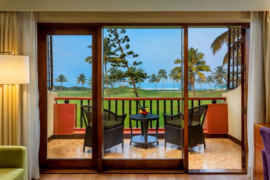 Caravela Beach Resort  Facilities  Balconyterrace 30