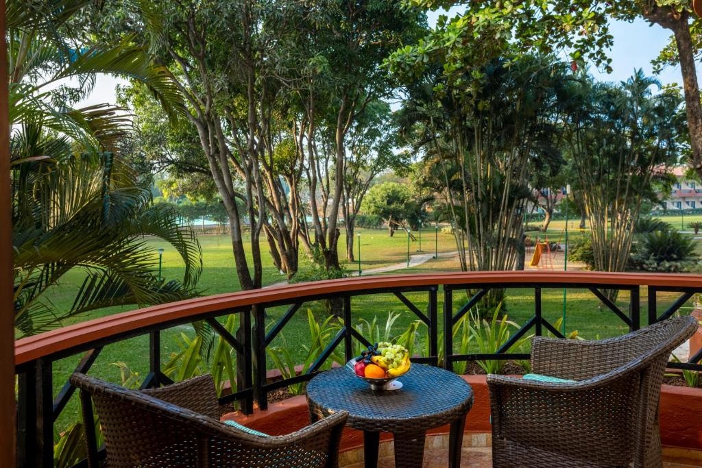 Caravela Beach Resort  Facilities  Balconyterrace 39