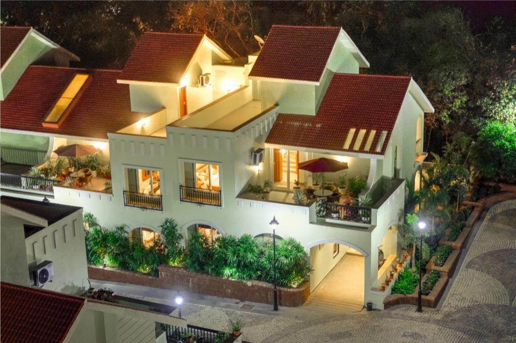 Joystreet Hospitality Beachy Blossom  Property Views  Exterior View 1