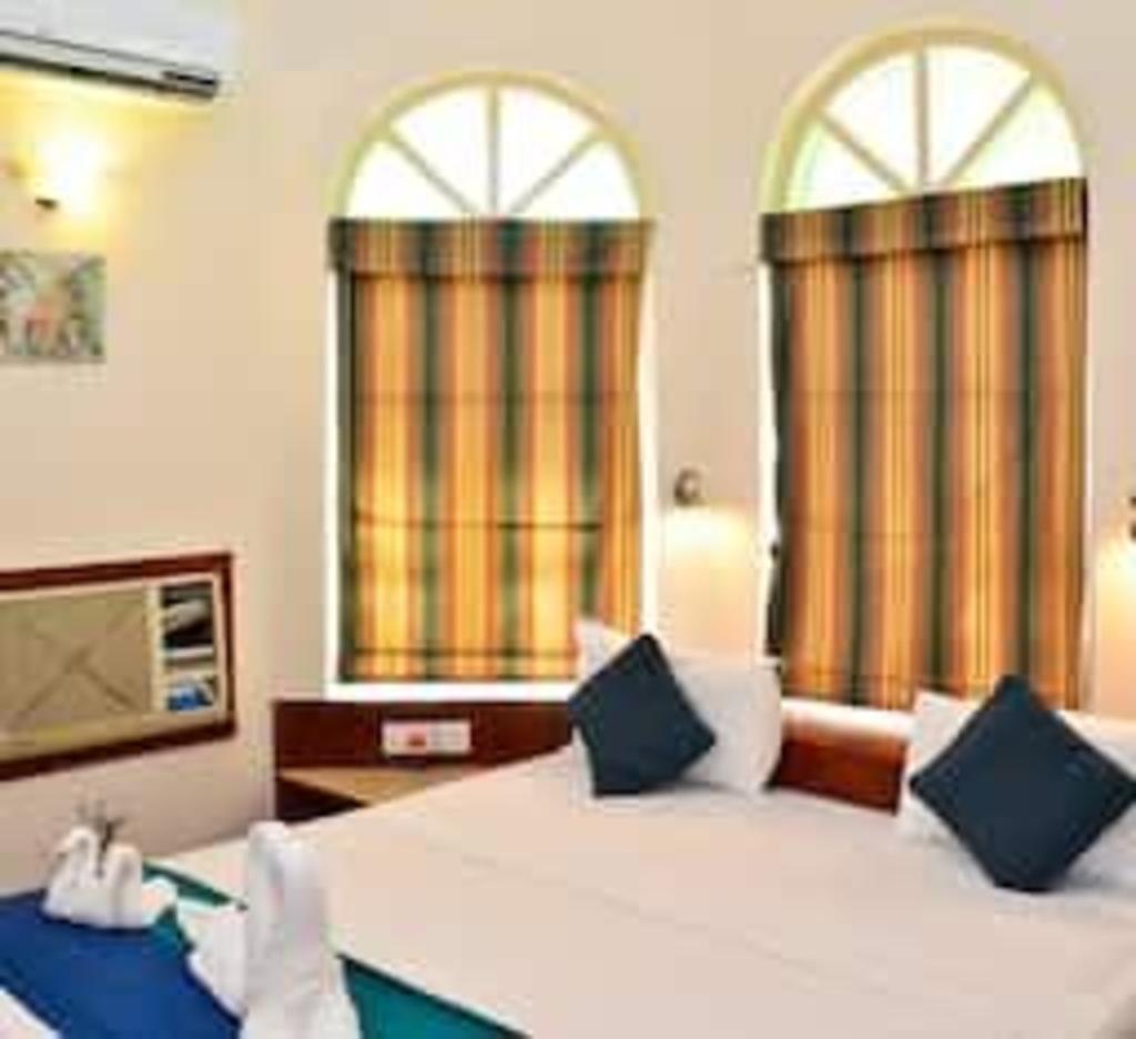Varca Palms Beach Resort  Rooms  Rooms Image 6 6