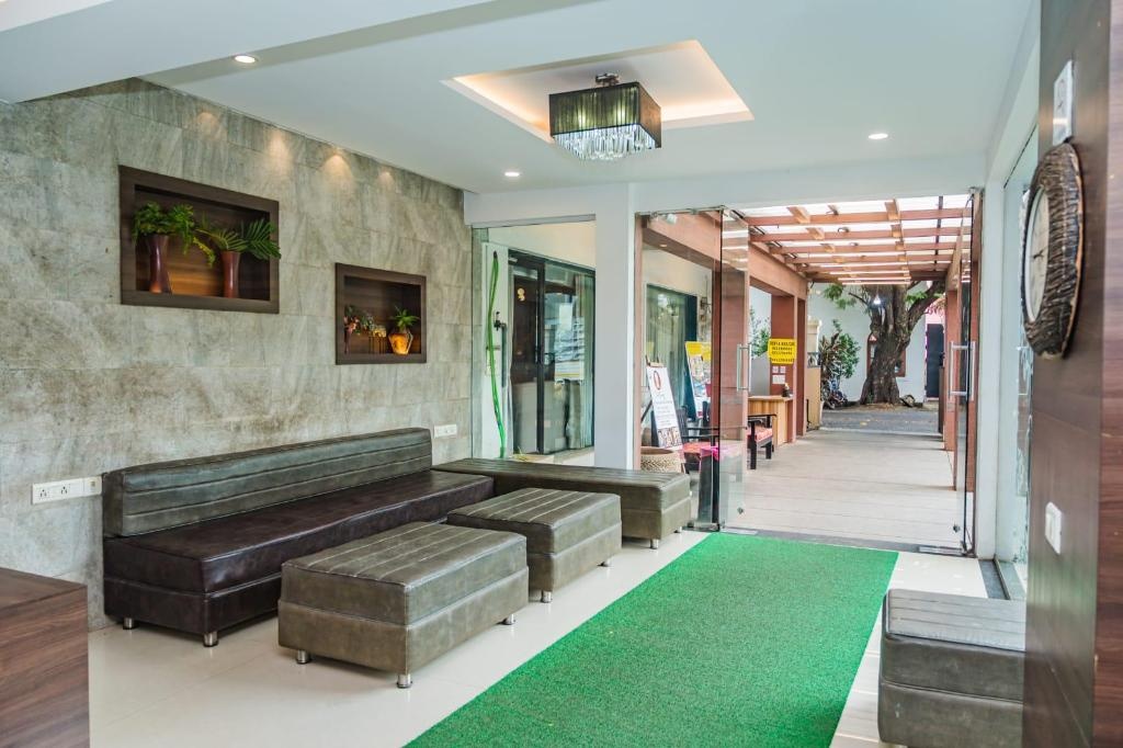 Hotel Campal  Property Views  Reception 10
