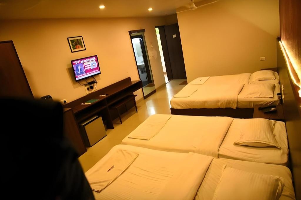 Hotel Campal  Rooms  Rooms Image 16 16