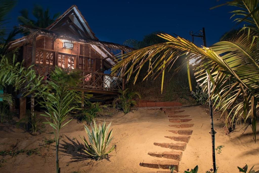 Little India Beach Cottages  Property Views  Exterior View 5