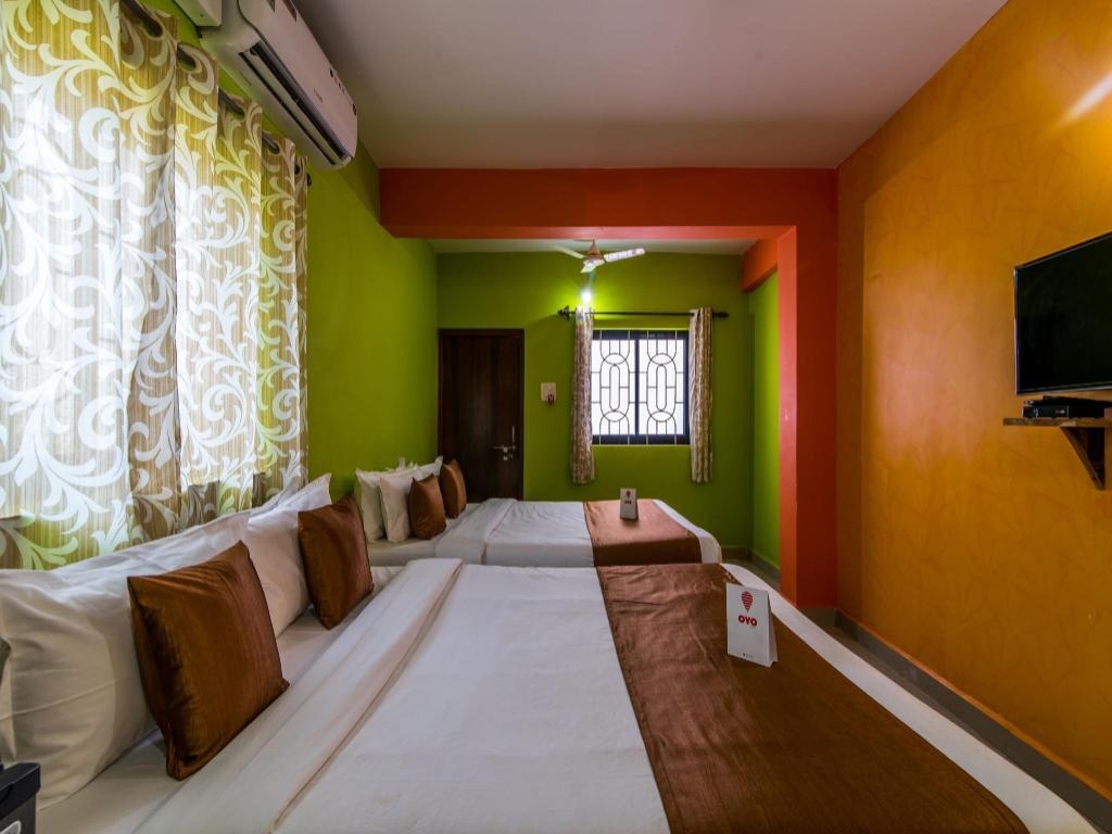 OYO 10793 Near Baga Beach  Facilities  Bedroom 6