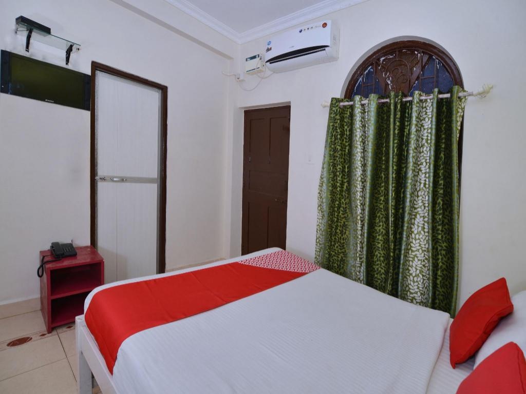 OYO 3275 Angelina Guesthouse  Facilities  Bedroom 9