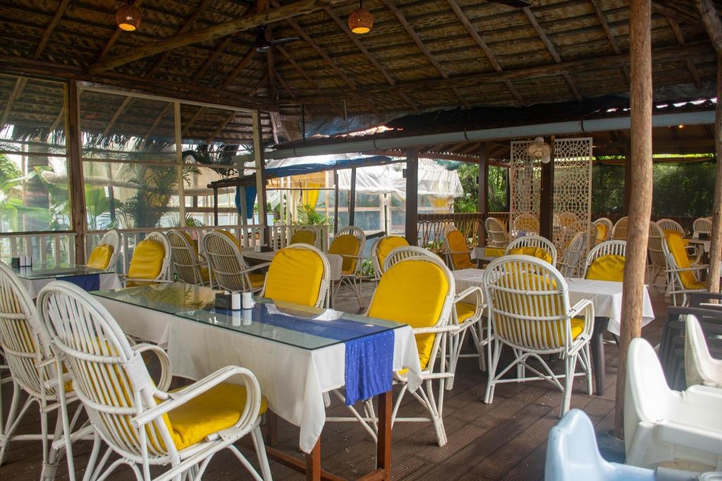 Santana Beach Resort  Dining  Restaurant 6