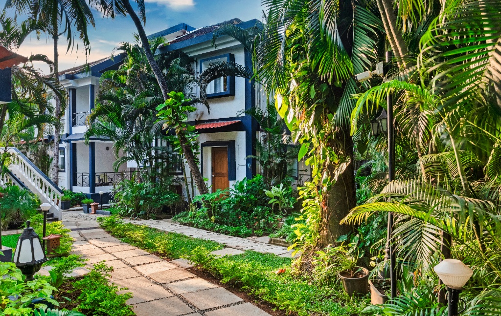 Santana Beach Resort  Facilities  Garden 3