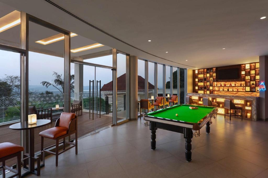 DoubleTree By Hilton Goa Panaji  Facilities  Bar 13