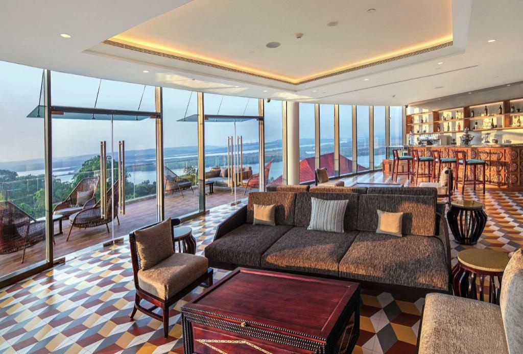 DoubleTree By Hilton Goa Panaji  Facilities  Bar 2