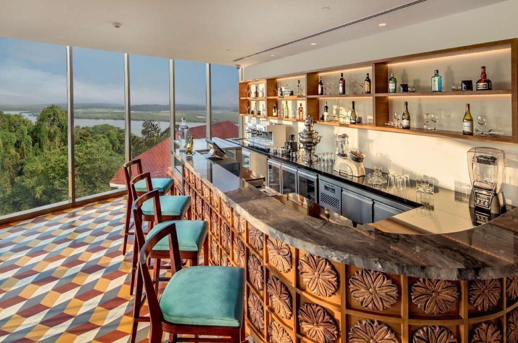 DoubleTree By Hilton Goa Panaji  Facilities  Barlounge 4